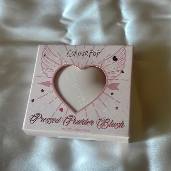 Kiss n Tell Colourpop Heart Blush - Picture 2 of 5